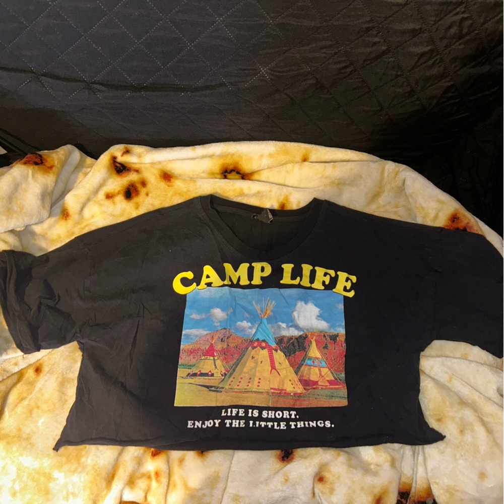 "Life is Short" Graphic T-Shirt - Forever 21 Size L